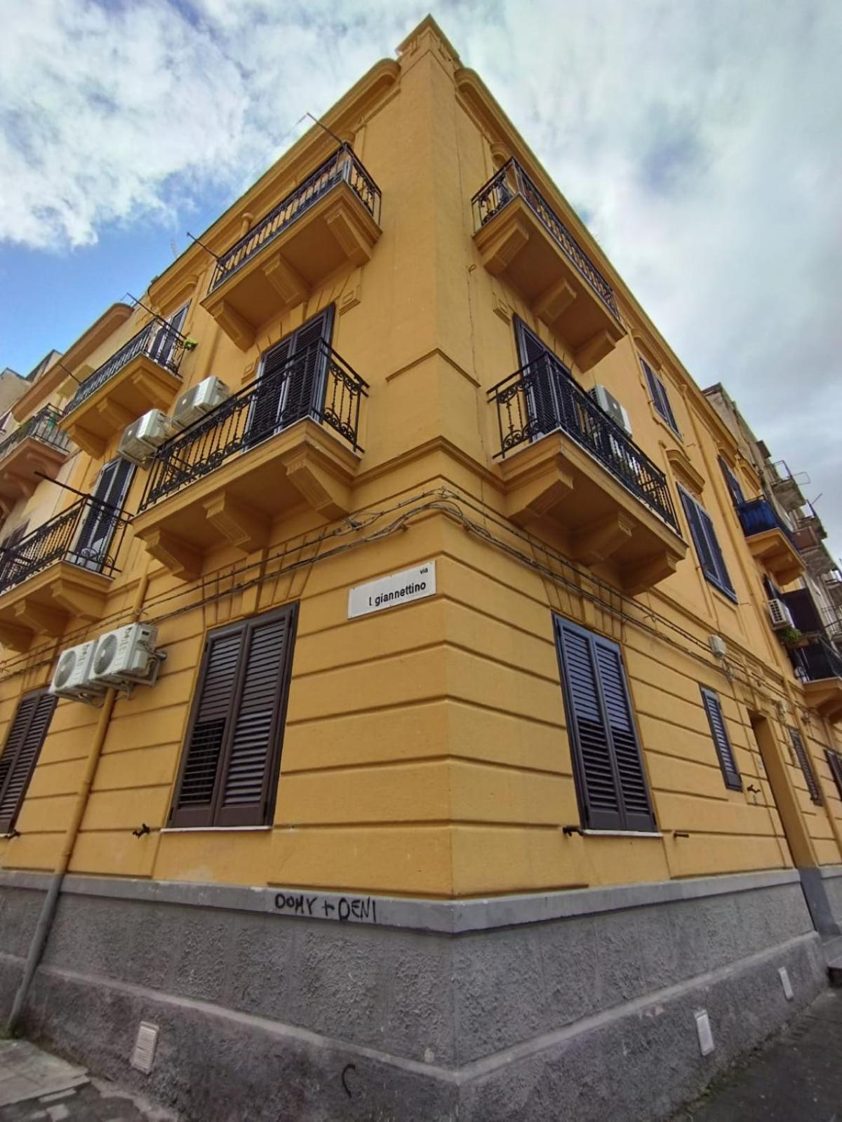 Triscele House Hotel Palermo Exterior photo